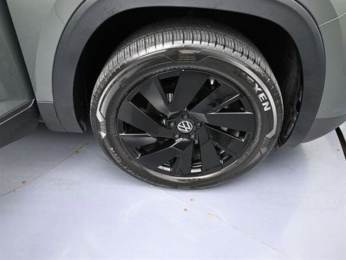 Used 2026 Volkswagen Atlas Cross Sport SE image 22