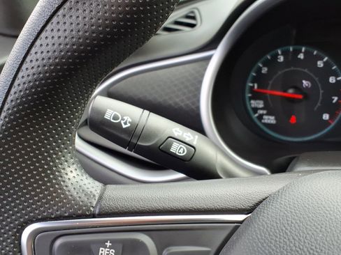 Used 2025 Chevrolet Malibu LT FWD image 28