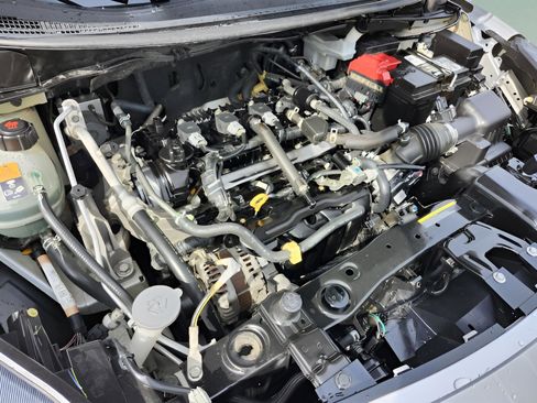 Used 2020 Nissan Versa SV image 26