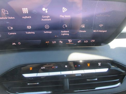 New 2026 Buick Enclave Preferred FWD image 19