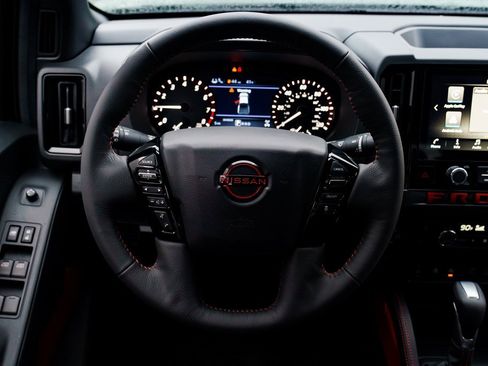 New 2026 Nissan Frontier PRO-4X w/ Pro-4x Convenience Package image 12