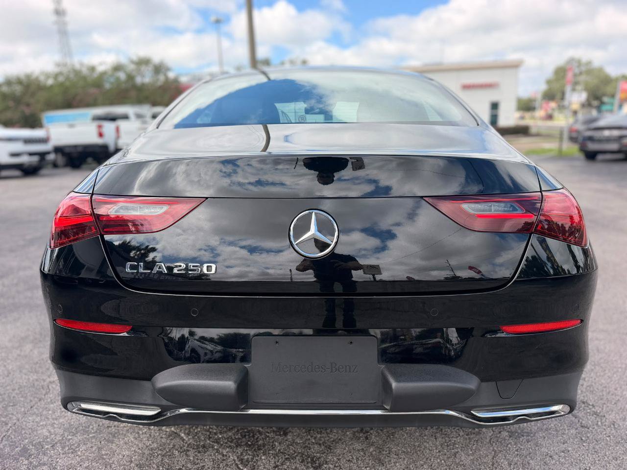 Used 2025 Mercedes-Benz CLA 250 image 8