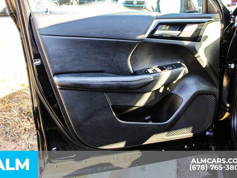 Used 2024 Mitsubishi Outlander SE image 38