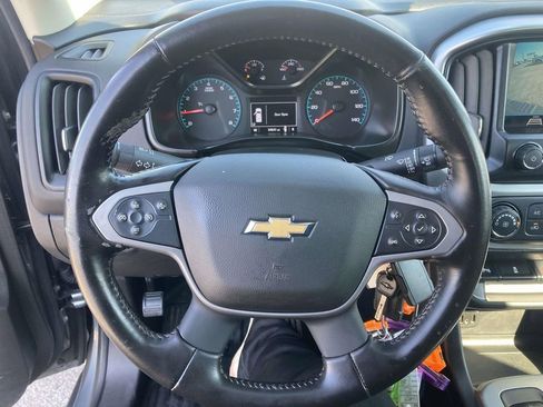 Used 2022 Chevrolet Colorado LT w/ Fleet Safety Package image 29