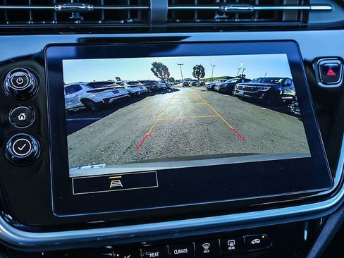 Used 2023 Chevrolet Bolt EUV LT w/ Driver Confidence Package image 34