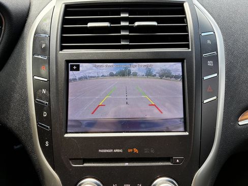 Used 2019 Lincoln MKC Reserve w/ MKC Climate Package FWD image 37