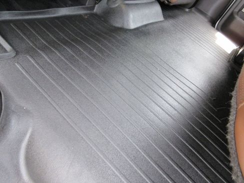 Used 2013 Ford F150 Platinum AWD/4WD image 32