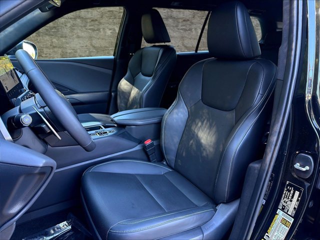 Certified 2024 Lexus TX 350 AWD w/ Accessory Package (2T) image 23