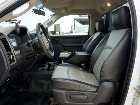 Used 2011 RAM 5500 Regular Cab 2WD w/ Cold Weather Group image 14