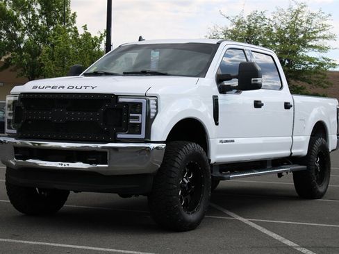 Used 2019 Ford F250 XLT w/ Snow Plow Prep Package AWD/4WD image 32