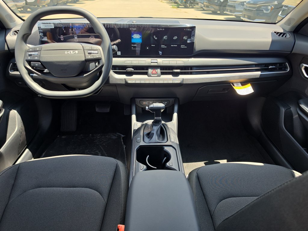 New 2026 Kia K4 FWD image 12