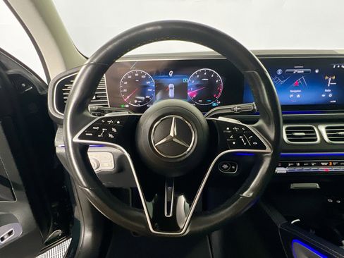 Used 2024 Mercedes-Benz GLE 350 4MATIC w/ AMG Line Exterior image 17
