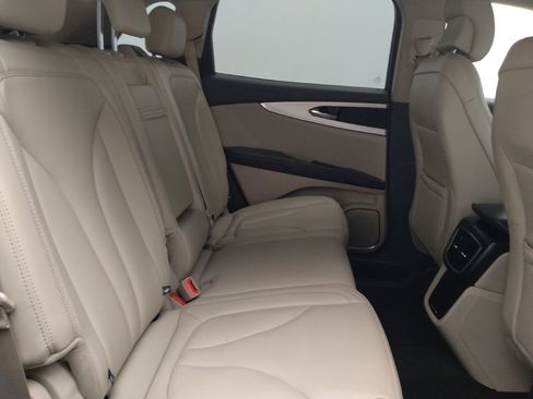 Used 2019 Lincoln Nautilus FWD image 19