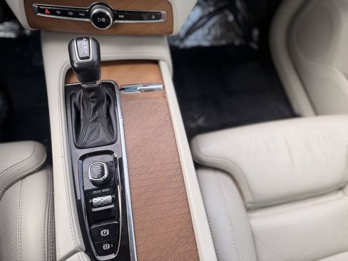 Used 2018 Volvo XC90 T6 Inscription w/ Convenience Package image 27