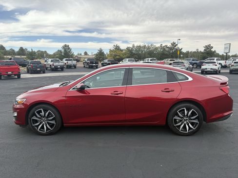 Used 2024 Chevrolet Malibu RS FWD image 16