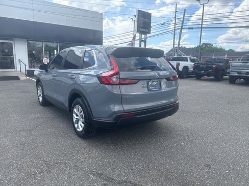 Used 2024 Honda CR-V LX image 5