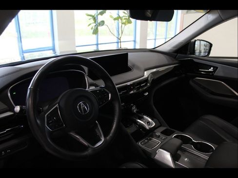Used 2024 Acura MDX SH-AWD w/ Technology Package image 13