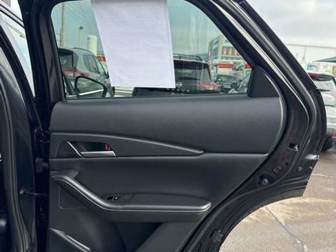 Used 2021 MAZDA CX-30 AWD 2.5 S w/ Select Package image 17