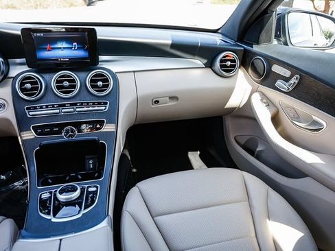 Used 2019 Mercedes-Benz C 300 Sedan image 18