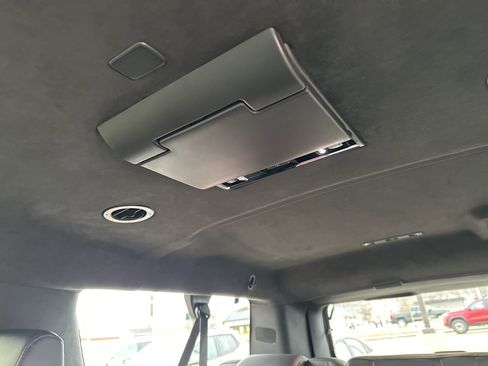 Used 2020 Cadillac Escalade ESV Platinum image 29