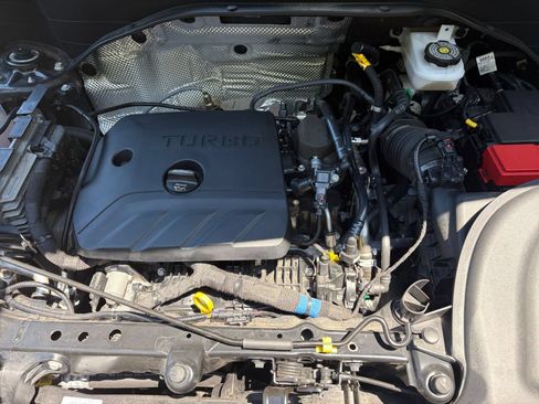 Used 2025 Buick Encore GX Preferred FWD image 31