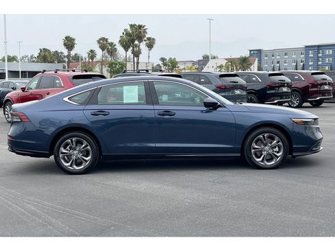 Certified 2025 Honda Accord EX-L image 7