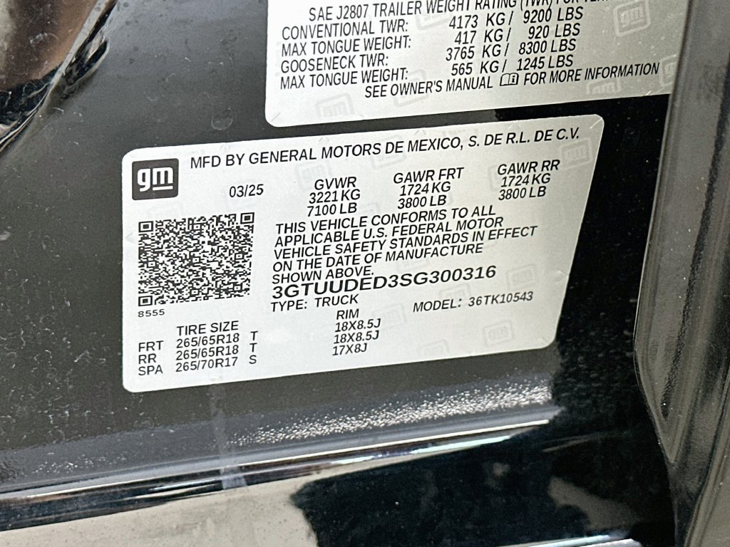 Used 2025 GMC Sierra 1500 SLT AWD/4WD image 35