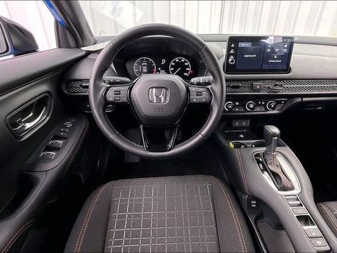 Certified 2026 Honda HR-V Sport image 5