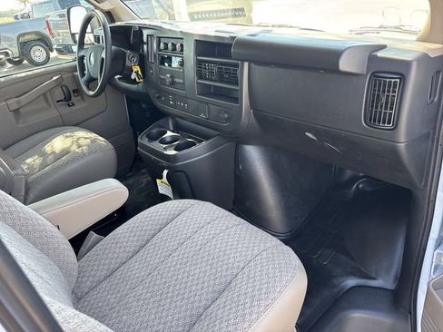 New 2025 GMC Savana 2500 Work Van w/ Driver Convenience Package image 23