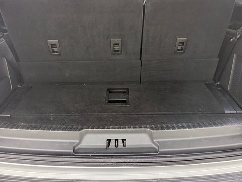 Certified 2019 Ford Expedition Platinum image 22