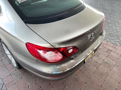 Used 2012 Volkswagen CC Sport FWD image 17