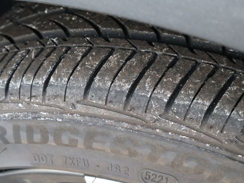 Used 2022 Lexus ES 350 w/ Premium Package image 6