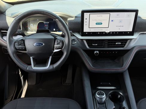 Used 2025 Ford Explorer ST-Line RWD image 13