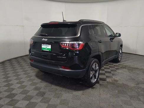 Used 2017 Jeep Compass Limited AWD/4WD image 9