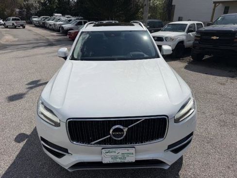 Used 2019 Volvo XC90 T6 Momentum w/ Advanced Package image 9