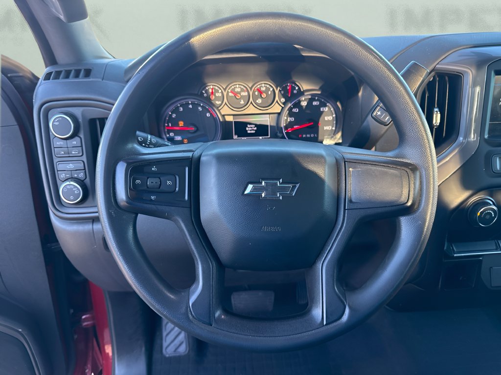 Used 2019 Chevrolet Silverado 1500 Custom w/ Custom Value Package AWD/4WD image 11