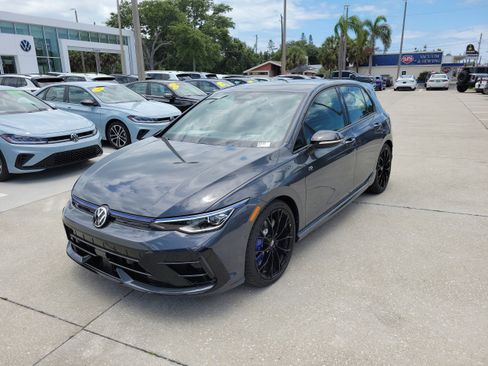 New 2026 Volkswagen Golf w/ Euro Style Package AWD/4WD image 8
