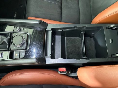 Used 2024 MAZDA MAZDA3 s image 35