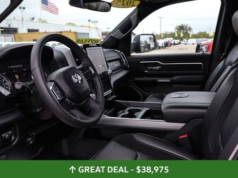 Used 2025 RAM 1500 Laramie image 33