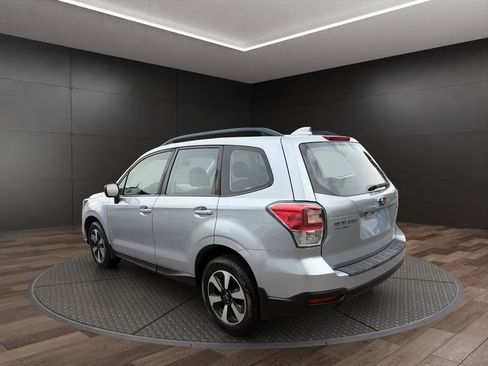 Used 2017 Subaru Forester 2.5i w/ Alloy Wheel Package AWD/4WD image 6