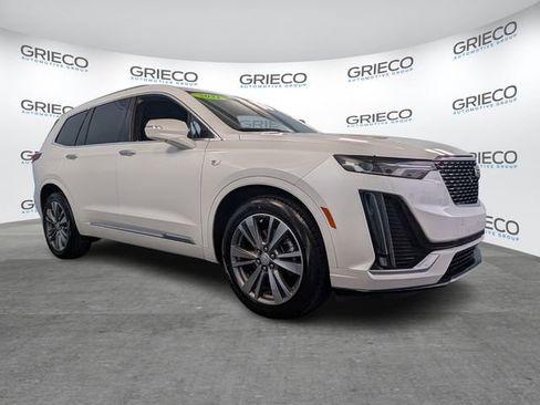 Used 2021 Cadillac XT6 Premium Luxury image 1