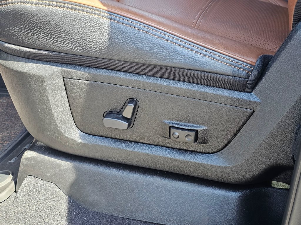 Used 2024 RAM 2500 Limited AWD/4WD image 24