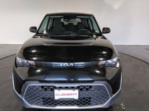 Used 2023 Kia Soul LX w/ Option Group 015 FWD image 3