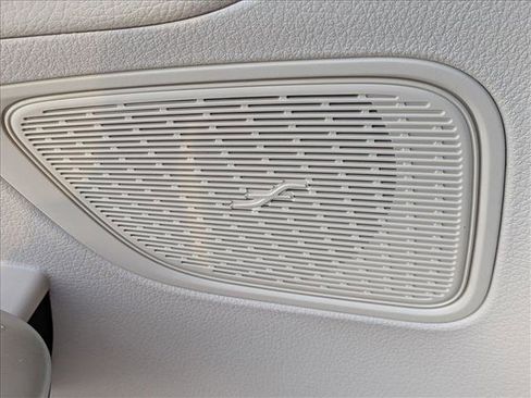 Certified 2026 Mercedes-Benz GLC 300 image 17