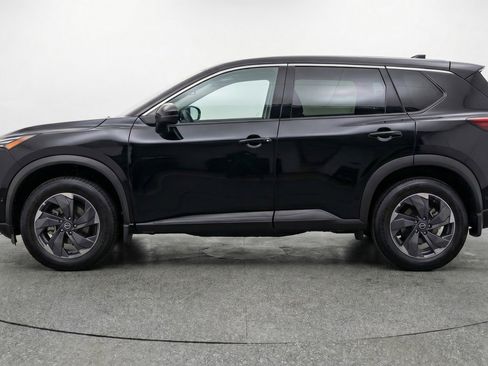 Used 2025 Nissan Rogue SV FWD image 5