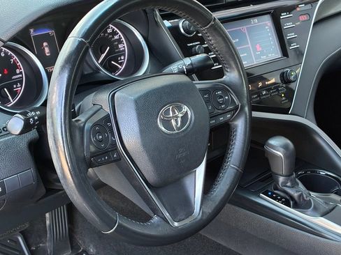 Used 2018 Toyota Camry SE FWD image 52