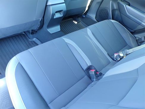 Certified 2025 Subaru Impreza 2.0i image 14