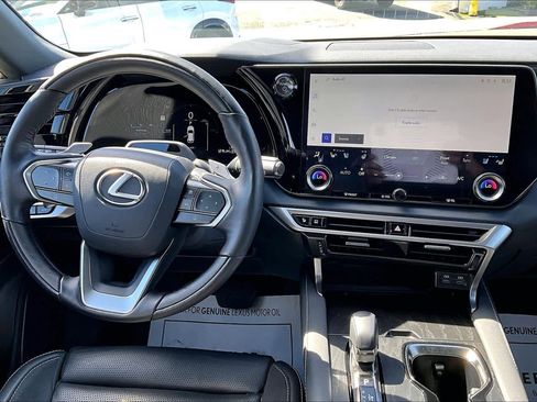 Used 2025 Lexus RX 450h Luxury w/ Convenience Package image 15