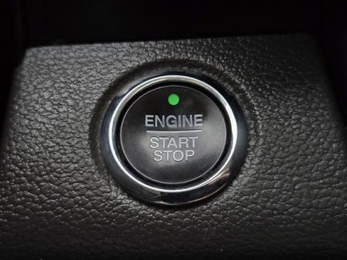 Used 2018 Ford Expedition Limited w/ Equipment Group 301A image 31