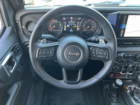 Used 2024 Jeep Wrangler Unlimited Rubicon 392 AWD/4WD image 27
